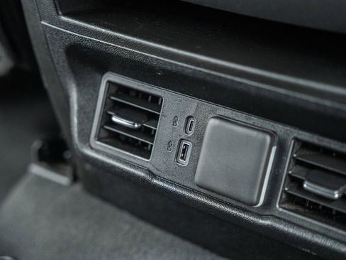 Used 2025 Chevrolet Silverado 1500 LT image 30