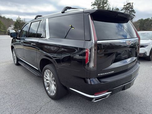 Used 2024 Cadillac Escalade ESV Premium Luxury image 7