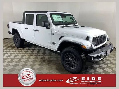 New 2026 Jeep Gladiator Sport