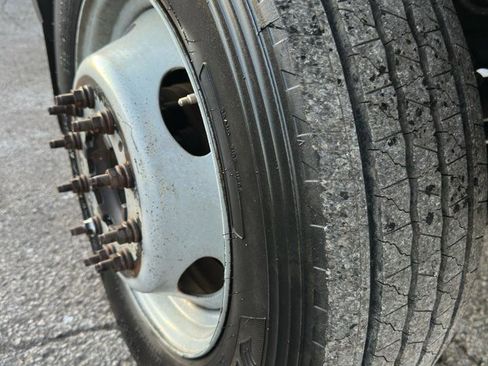 Used 2008 Ford F550 4x4 Regular Cab Super Duty image 18