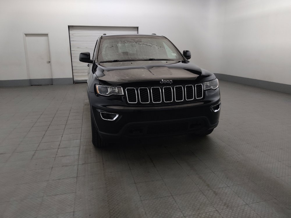 Used 2017 Jeep Grand Cherokee Laredo w/ Quick Order Package 23E AWD/4WD image 14