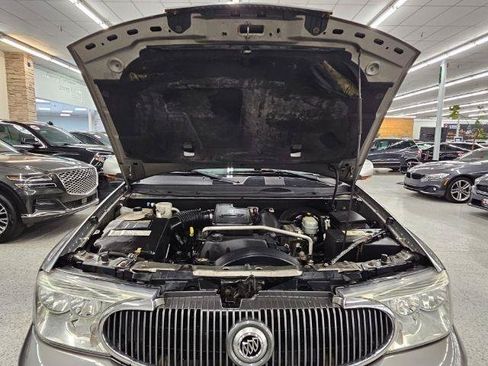 Used 2005 Buick Rainier CXL w/ Luxury Package AWD/4WD image 37