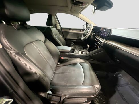 Used 2023 Kia K5 EX image 22