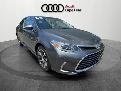 Used 2016 Toyota Avalon XLE FWD image 7