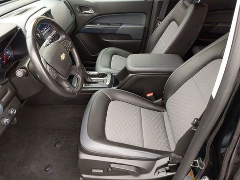 Used 2018 Chevrolet Colorado Z71 image 9