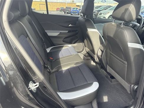 Certified 2025 Buick Envista Preferred image 25