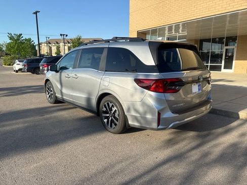 New 2026 Honda Odyssey EX-L image 2