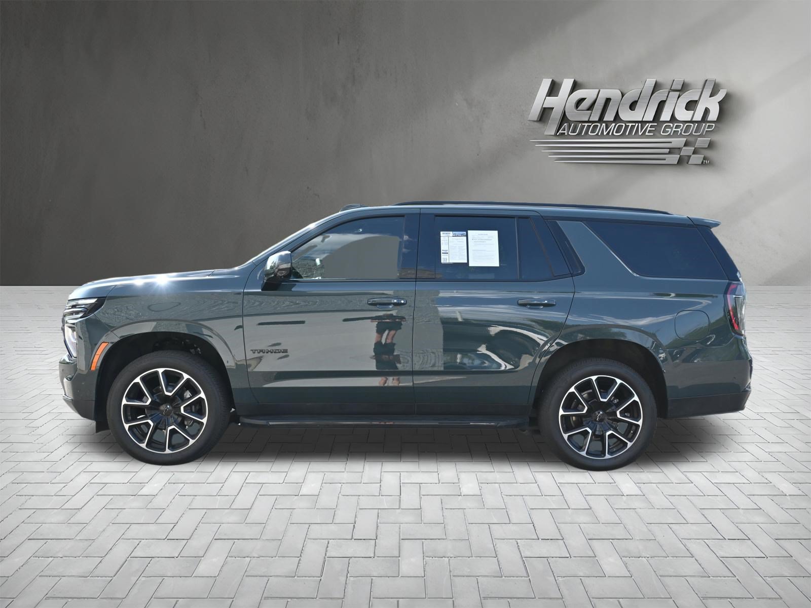 Used 2025 Chevrolet Tahoe RST w/ Comfort Package AWD/4WD image 6