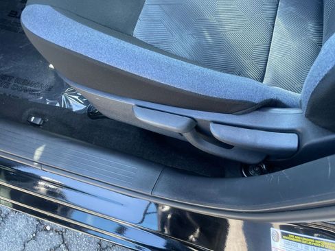 Used 2025 Nissan Versa SV image 22