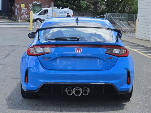 Used 2023 Honda Civic Type R image 6