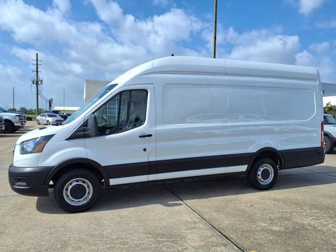 Certified 2024 Ford Transit 250 148 High Roof Extended RWD image 3