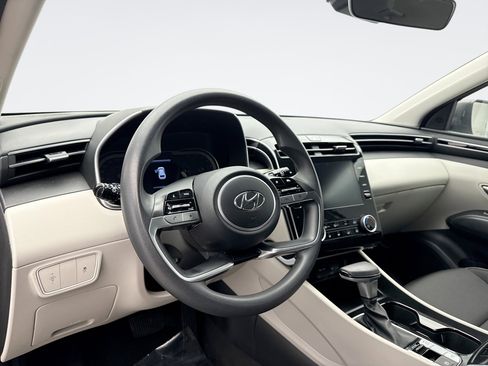 Used 2022 Hyundai Tucson SEL w/ Cargo Package image 10