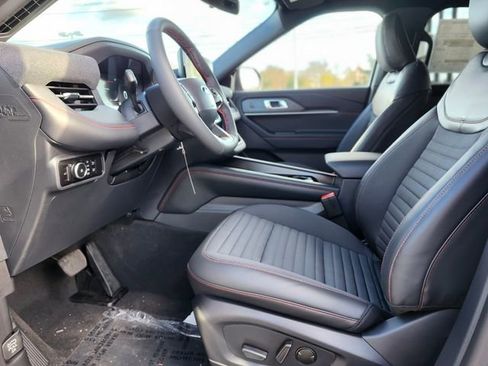 New 2026 Ford Explorer ST-Line w/ ST-Line Street Pack AWD/4WD image 20