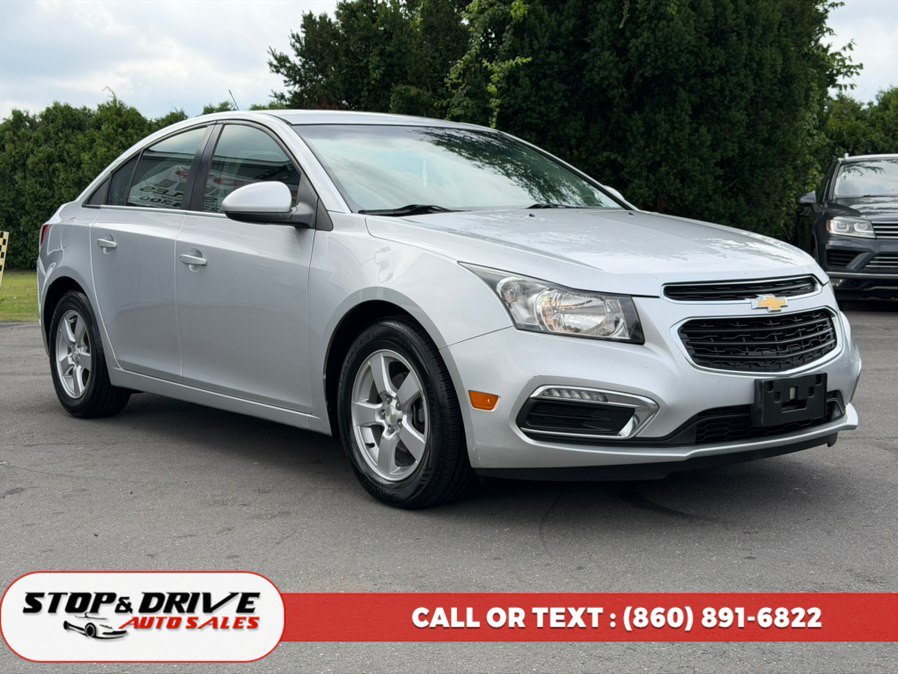 Used 2016 Chevrolet Cruze LT FWD image 3
