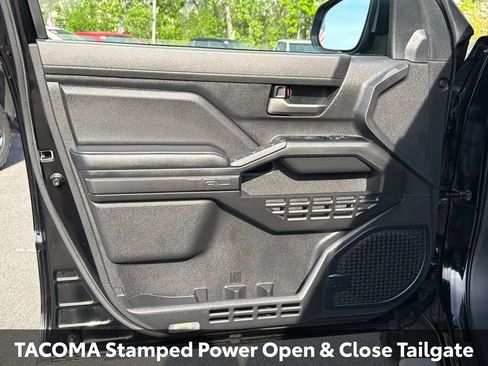 Used 2024 Toyota Tacoma TRD Sport w/ TRD Sport Premium Package AWD/4WD image 11