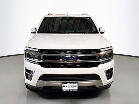 Used 2023 Ford Expedition Limited image 2