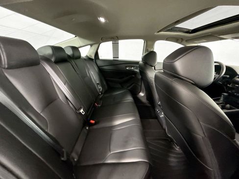 Used 2024 Honda Accord Touring image 40