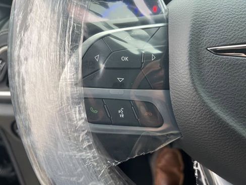 New 2026 Chrysler Pacifica Select image 17