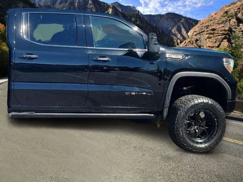 Used 2021 GMC Sierra 1500 Denali w/ Denali Premium Package image 2