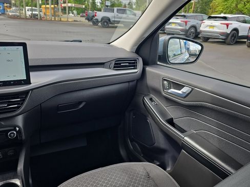 Used 2024 Ford Escape Active w/ Tech Pack #2 AWD/4WD image 24