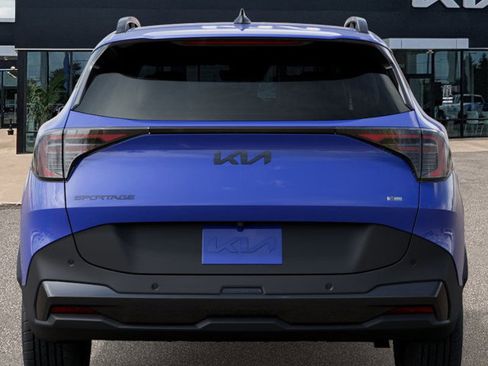 New 2026 Kia Sportage X-Line w/ X-Line Premium Package AWD/4WD image 13