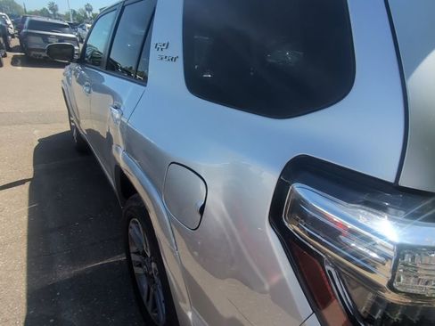 Used 2022 Toyota 4Runner TRD Sport w/ Technology Package image 5