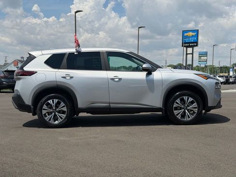 Certified 2023 Nissan Rogue SV AWD/4WD image 6