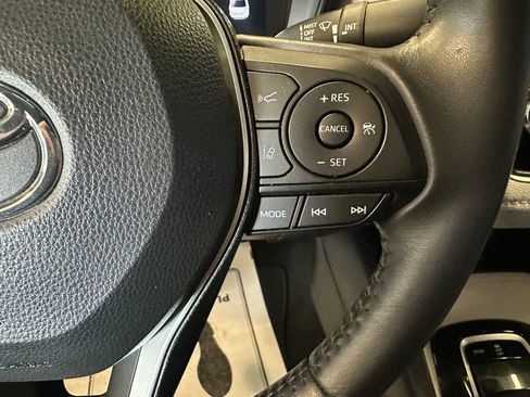 Used 2020 Toyota Corolla SE w/ Carpet Mat Package (TMS) FWD image 12
