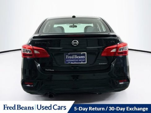 Used 2018 Nissan Sentra SR w/ SR Midnight Edition Package FWD image 7