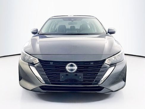 Used 2024 Nissan Sentra SV w/ Lighting Package FWD image 2