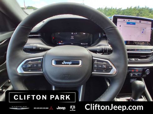 Certified 2025 Jeep Compass Limited w/ High Altitude Package AWD/4WD image 20