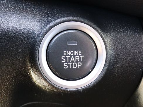 Used 2022 Hyundai Kona Limited FWD image 52