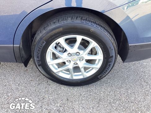Used 2024 Chevrolet Equinox LS FWD image 28