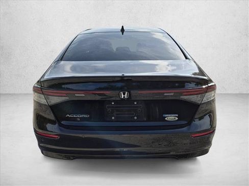 Used 2024 Honda Accord EX-L image 6