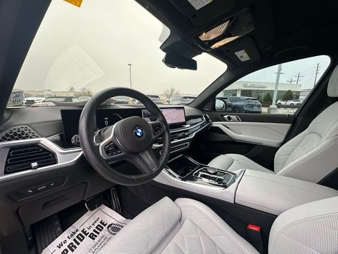Certified 2025 BMW X5 sDrive40i w/ M Sport Package image 10