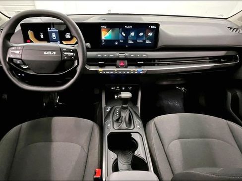 Used 2025 Kia K4 FWD image 17