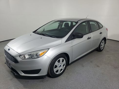 Used 2015 Ford Focus S image 23