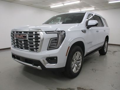 New 2026 GMC Yukon Denali w/ Sun & Power Step Package