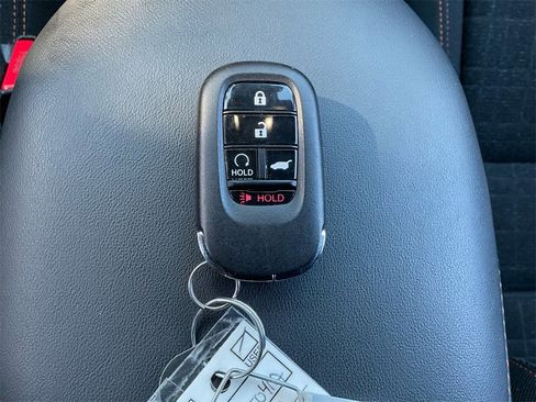 Used 2023 Honda HR-V Sport image 30