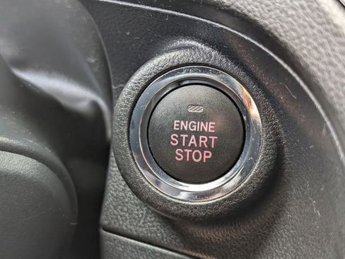 Used 2022 Subaru Forester Premium w/ Popular Package #2 image 31