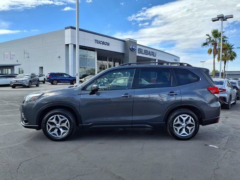 Used 2023 Subaru Forester Premium AWD/4WD image 13