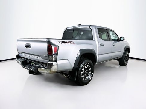 Used 2020 Toyota Tacoma TRD Off-Road image 9