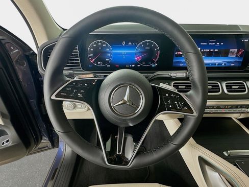 Used 2026 Mercedes-Benz GLE 450 4MATIC image 11
