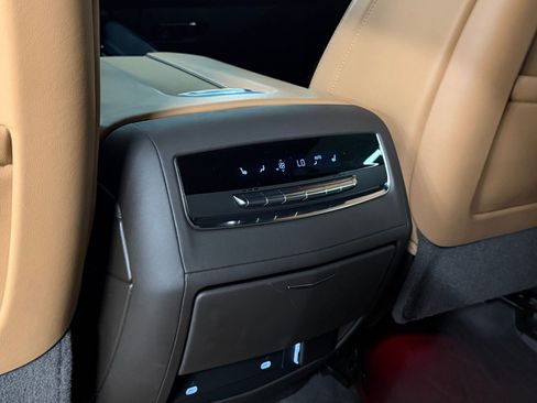 Used 2021 Cadillac Escalade Sport AWD/4WD image 44
