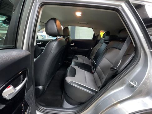 Used 2022 Kia Niro EX w/ Cold Weather Package image 20