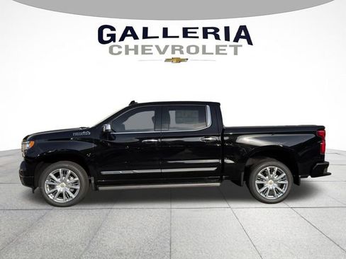 New 2026 Chevrolet Silverado 1500 High Country AWD/4WD image 4