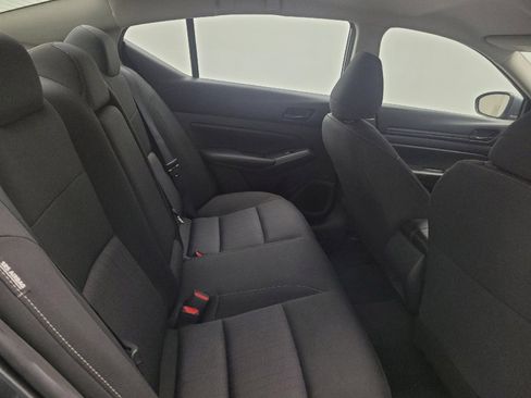 Used 2023 Nissan Altima 2.5 S FWD image 19