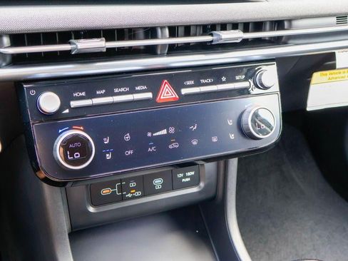 New 2026 Hyundai Tucson Limited FWD image 19