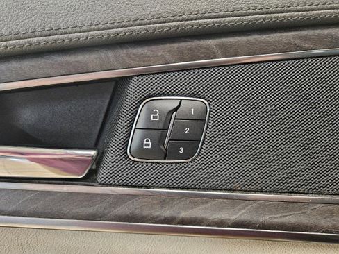 Used 2019 Lincoln Nautilus Reserve image 32