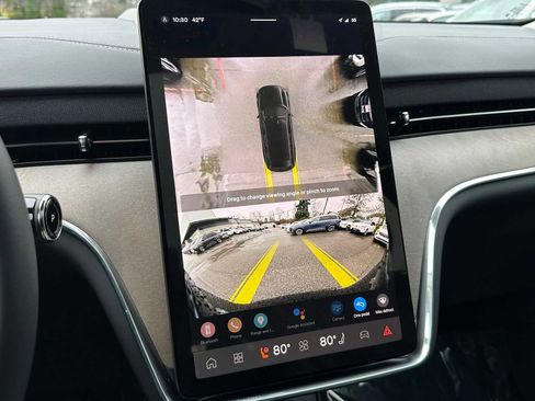 New 2025 Volvo EX90 Plus w/ Protection Package Premier image 27